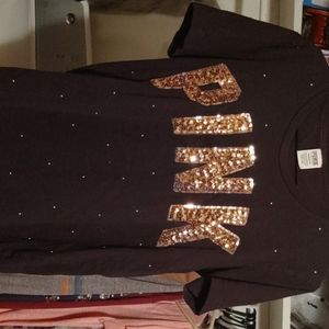 Black /gold pink t-shirt small